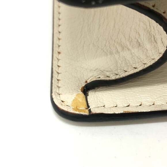 GUCCI Authentic White Leather Sylvie Shoulder Bag - Picture 16 of 16